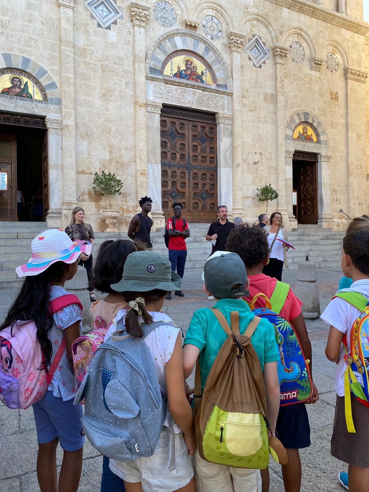 Passeggiata multiculturale: alla scoperta di Castello